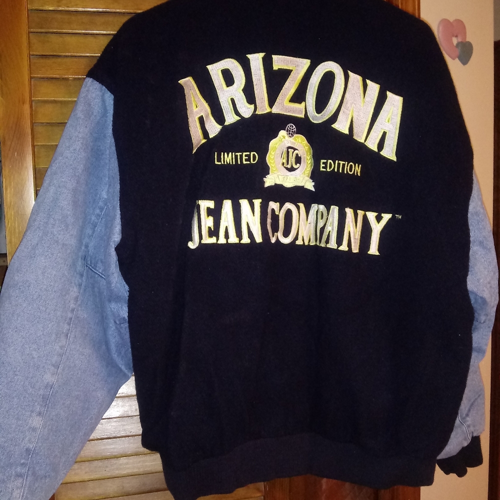 Jean jacket - Picture 2 of 2